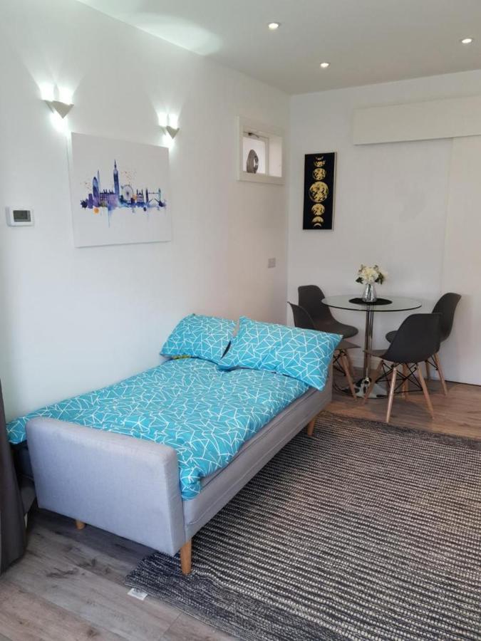 Star London Brent Street Cosy 1-Bed Hideaway Leilighet Hendon Eksteriør bilde