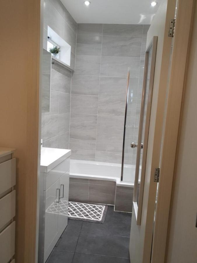 Star London Brent Street Cosy 1-Bed Hideaway Leilighet Hendon Eksteriør bilde